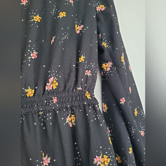 Floral long sleeved dress, size small - Picture 9 of 16
